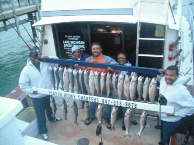 family_of_5_lots_of_fish.jpg